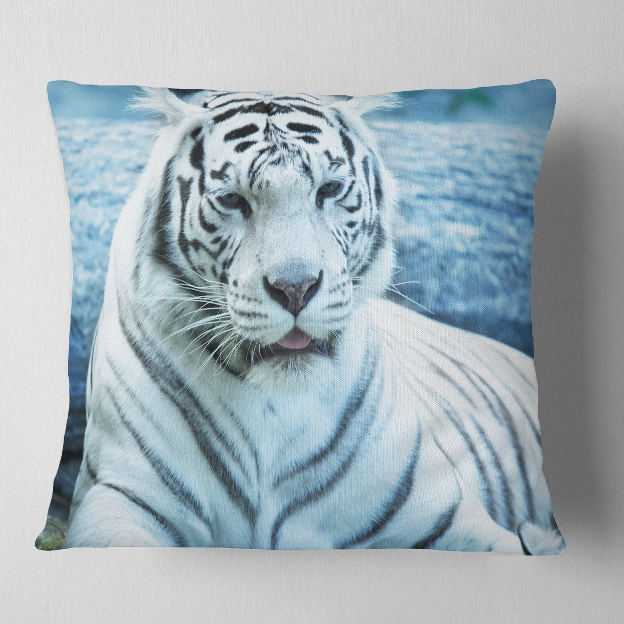 Designart Silver Tiger with Water Background - African Throw Pillow - 16x16