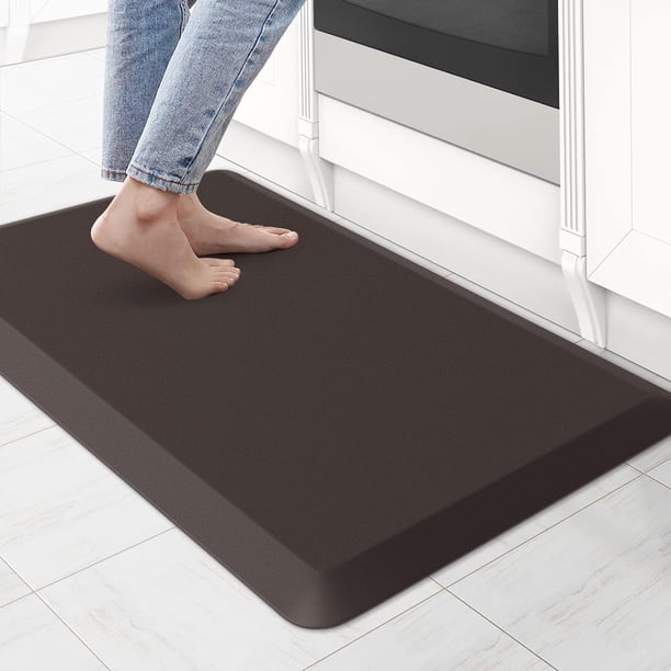 KitchenClouds Alfombra de cocina acolchada antifatiga de 17.3 x 28 pulgadas, impermeable, antideslizante, de pie y cómoda, para escritorio/suelo para casa, fregadero, oficina (negro)