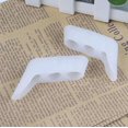 thumbnail image 5 of 2 Pares Separador Dedo del Pie Gel de Sílice Proteger los Dedos del Pie Protector de la Bursitis Cubierta Protectora del Silicona de Tres Agujeros LingWen 1327537068112, 5 of 5