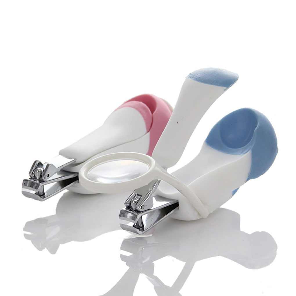 Baby nail clippers with magnifying glass top