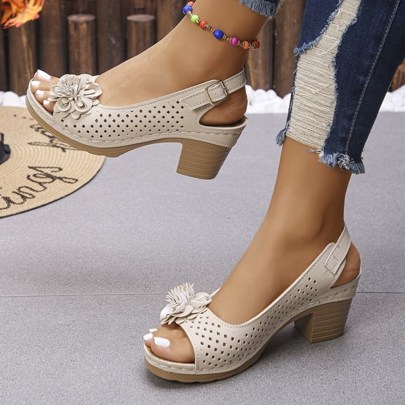 Women's Perforated Flower Slingback Sandals, Adjustable Strap Block Heel Shoes, Breathable Casual Footwear for Summer, Daily Wear Beige 36