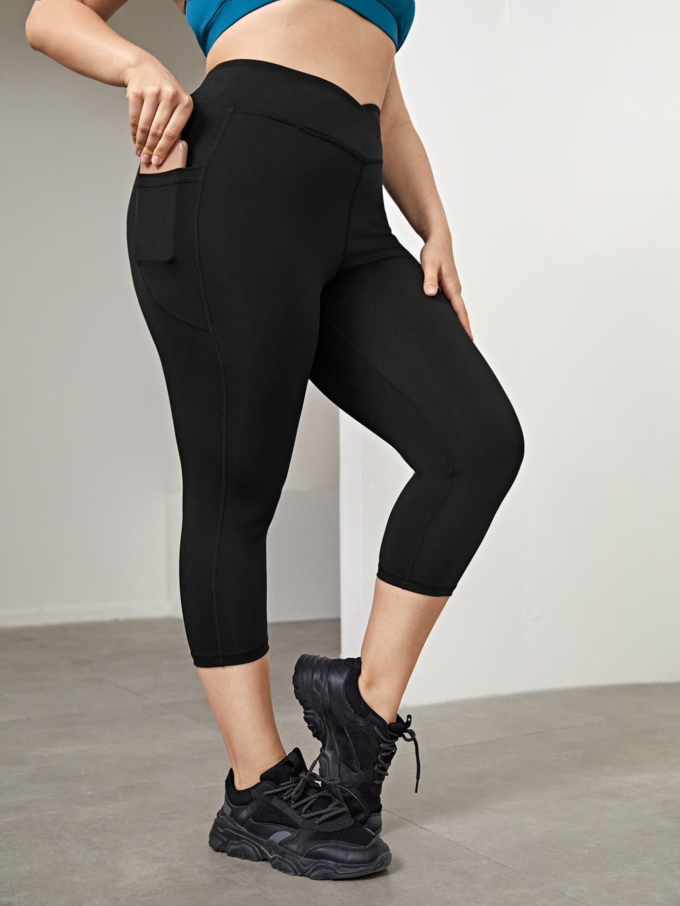 Hanes Womens Plus 2XL XXL Solid Black Capri Lounge Pants Bottoms Activewear 