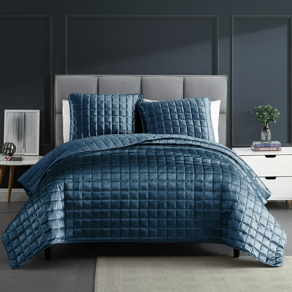 Riverbrook Home 3 Piece Quilt Set, Queen, Cobalt Blue, Lyndon, Polyfill, Adult