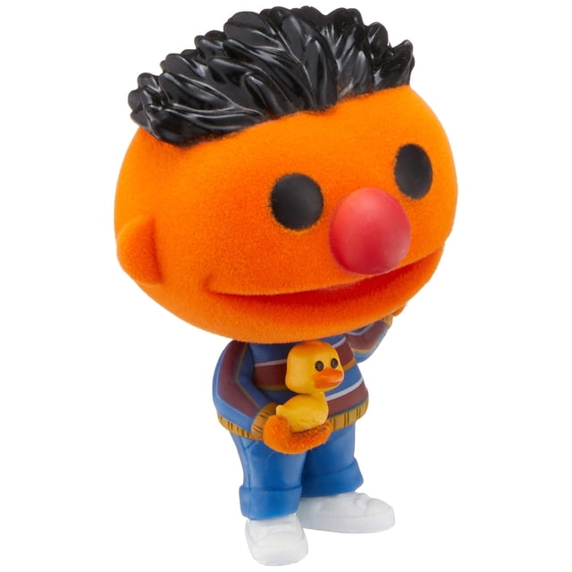 funko pop sesame street ernie flocked exclusive vinyl figure Figura Funko Pop de Ernie con acabado flocked en vista frontal 3/4; cabeza texturizada naranja, nariz roja, ojos negros y cabello negro; suéter a rayas, pantalón azul y tenis blancos; sostiene un patito amarillo. Altura: 3.94 pulg. (modelo 7135).