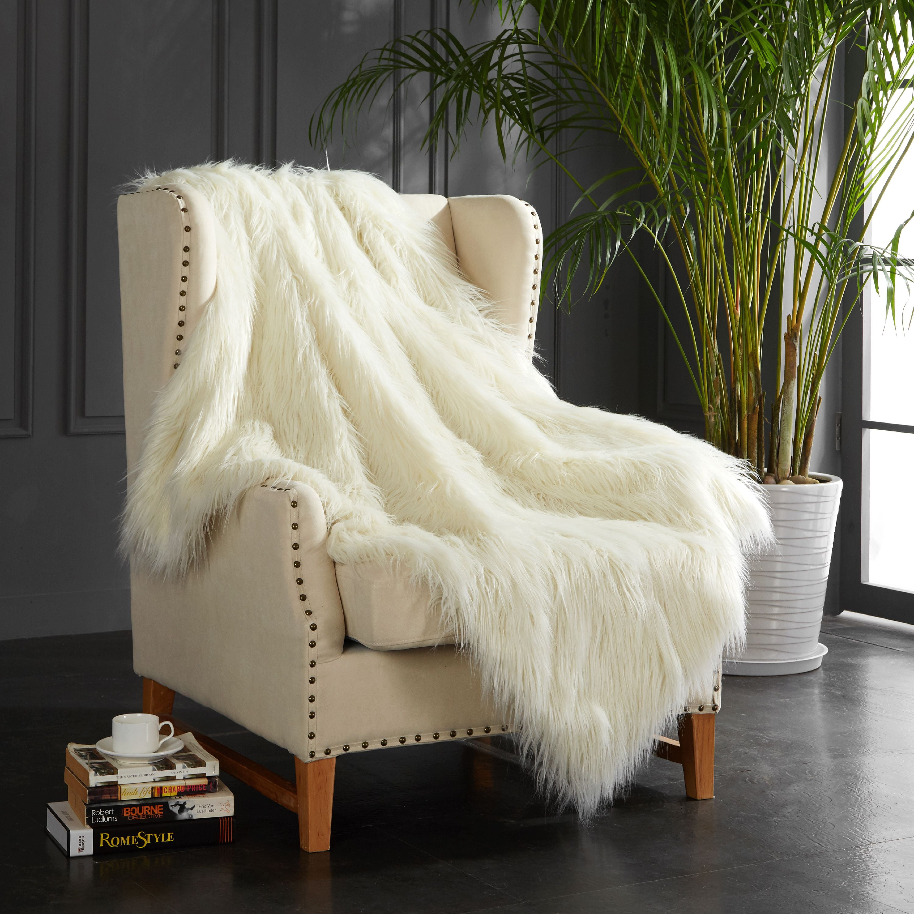 Mainstays Cream Mongolian Faux Fur Throw