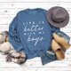 thumbnail image 3 of Sudadera de mujer con cuello redondo, diseño de patrón de letras, manga larga, sudadera informal holgada con capucha para uso diario, azul (fuente blanca) XL, 3 of 5