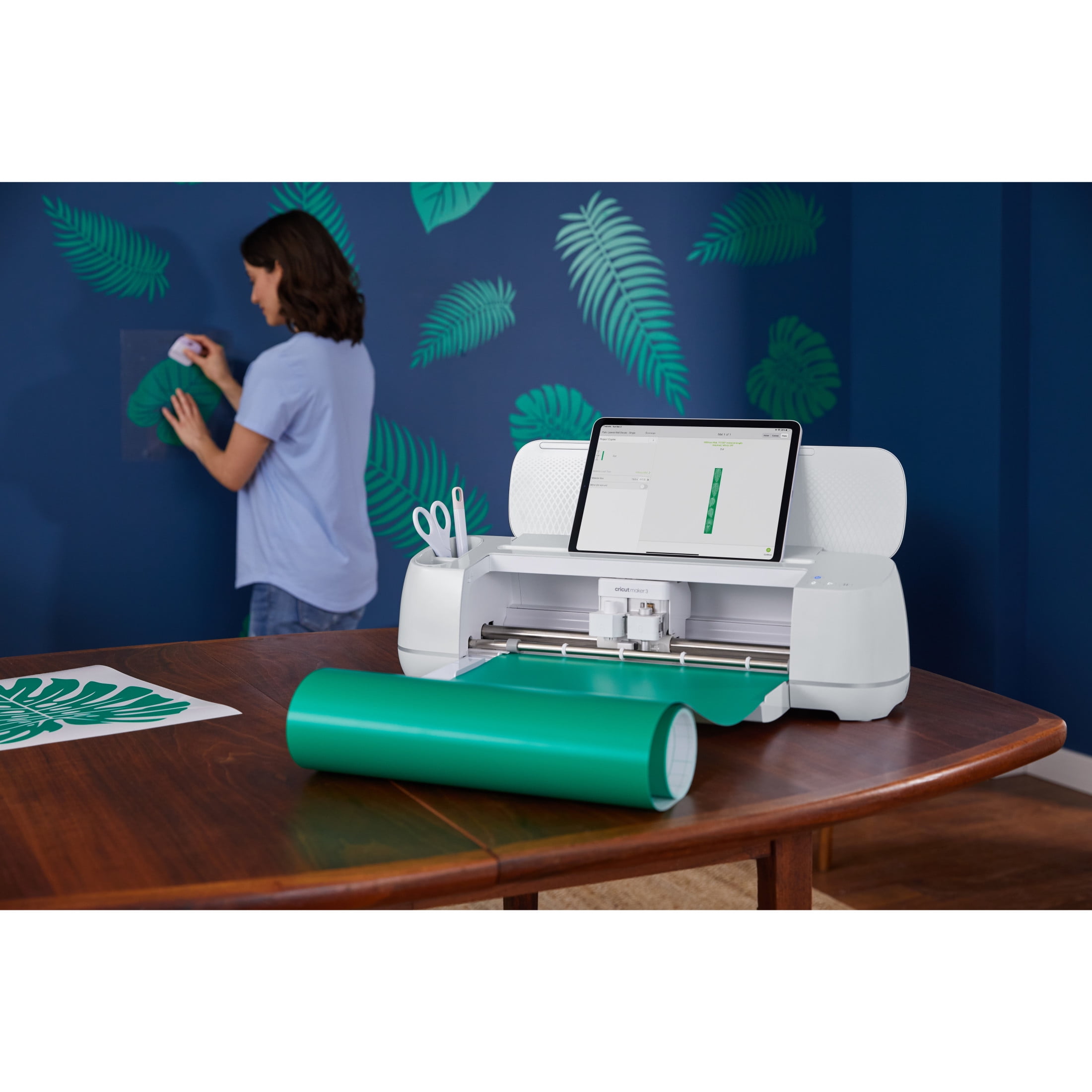Cricut Smart Vinyl Removable (3 ft), Ocean Blue, 13" x 36" Roll