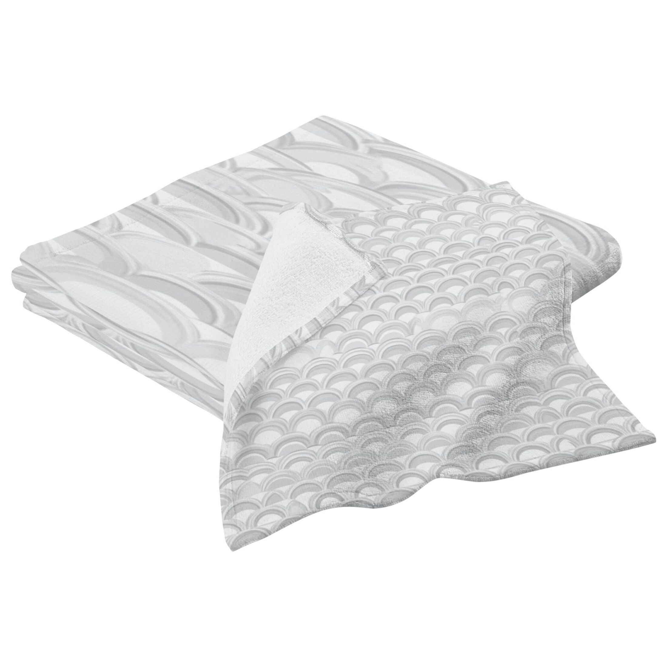 Gray Scallop Pattern Design 2 Piece Cotton Bath and Face Towel Set Soft and Absorbent, for Beach Pool Bathroom