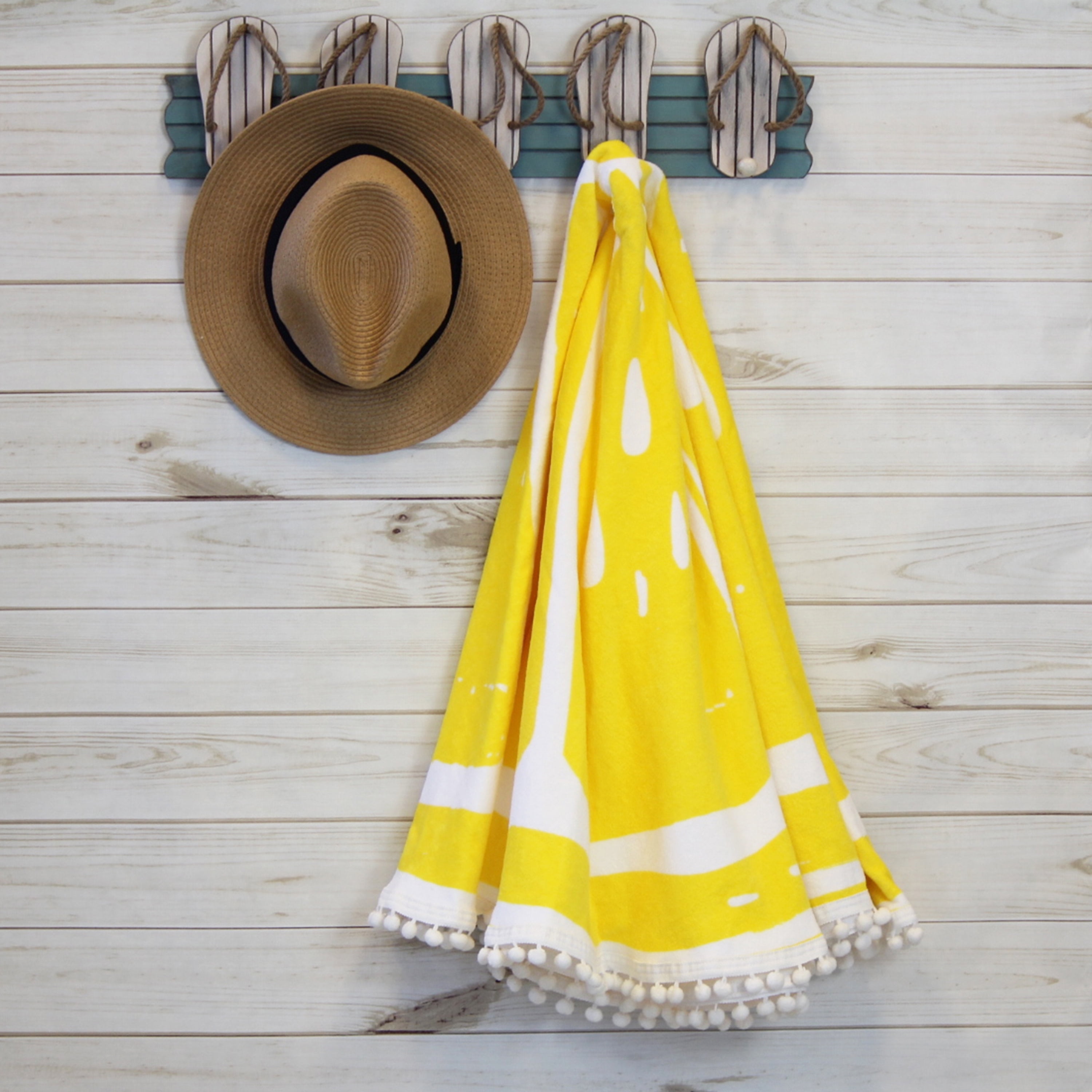 Better Homes Gardens Lemon Print Round Beach Towel Walmart Com Walmart Com