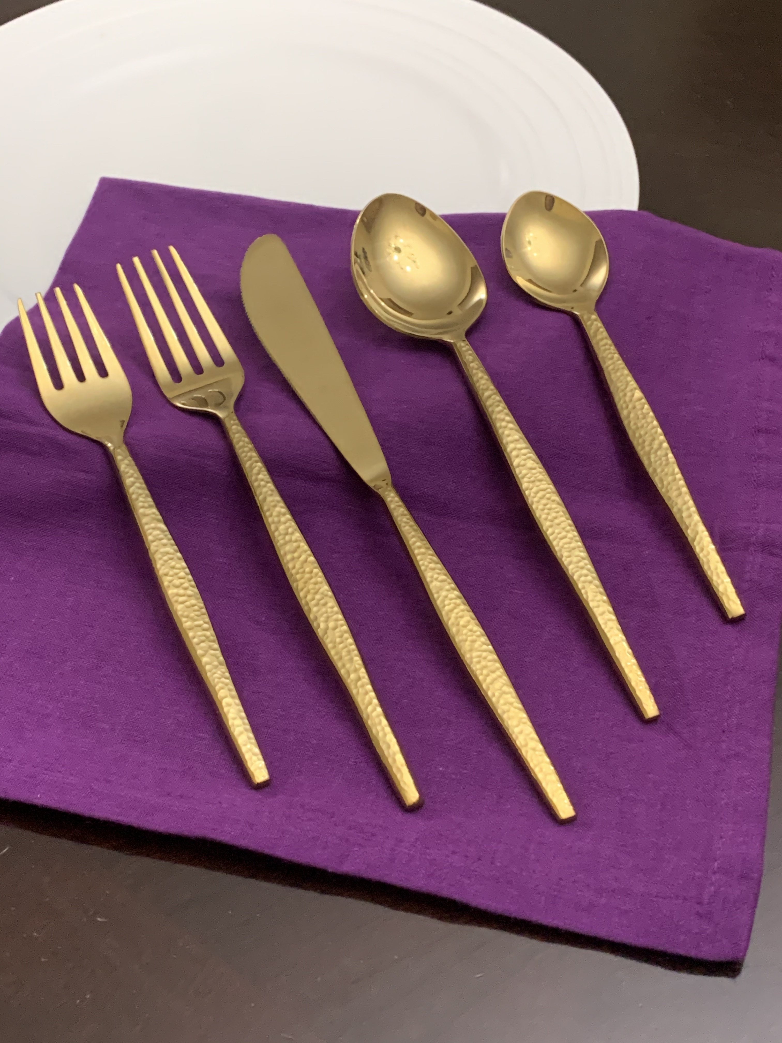 Vibhsa 20 Piece Gold Flatware Set, Service for 4