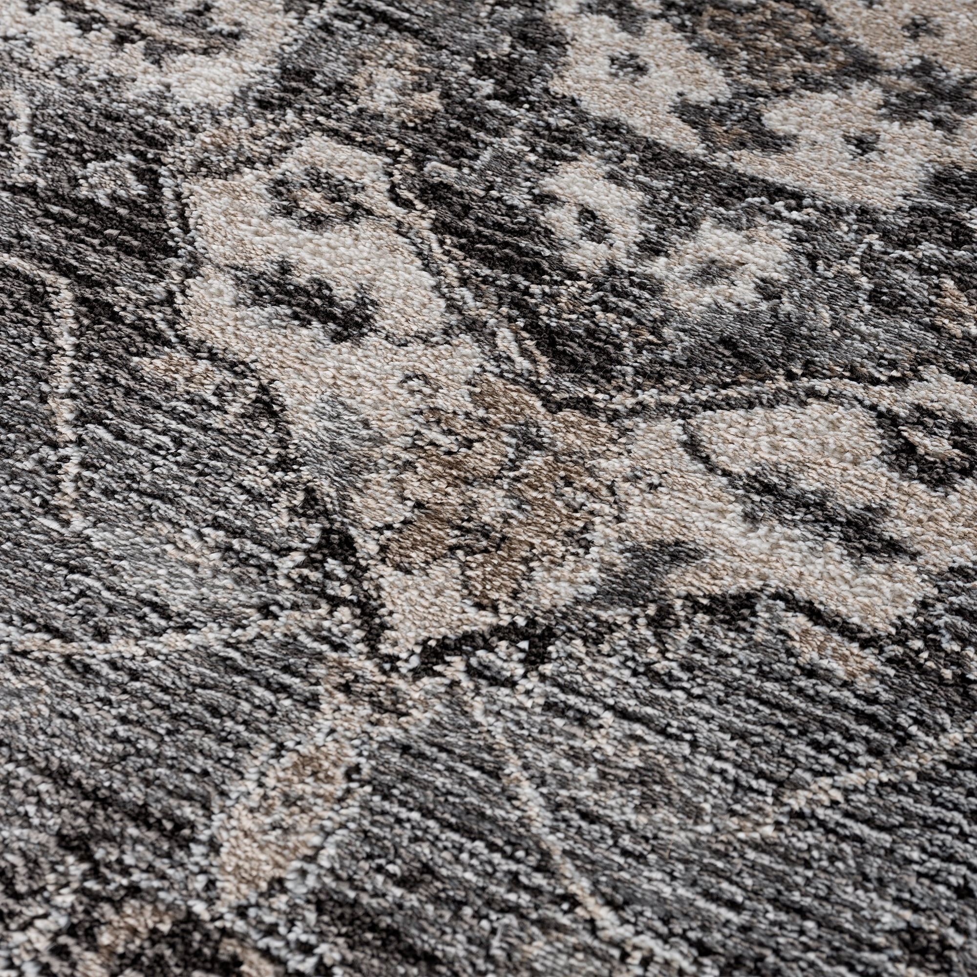 United Weavers Edinson Marlon Transitional Border Area Rug, Grey, 2'7" x 4'2"