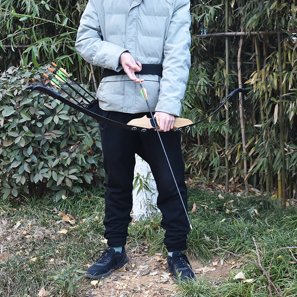 Outdoor Recurve Bow and Arrow Set 40 Pounds Adult Professional Hunting Bow and Arrow Shooting Practice Arrow Set Accessories