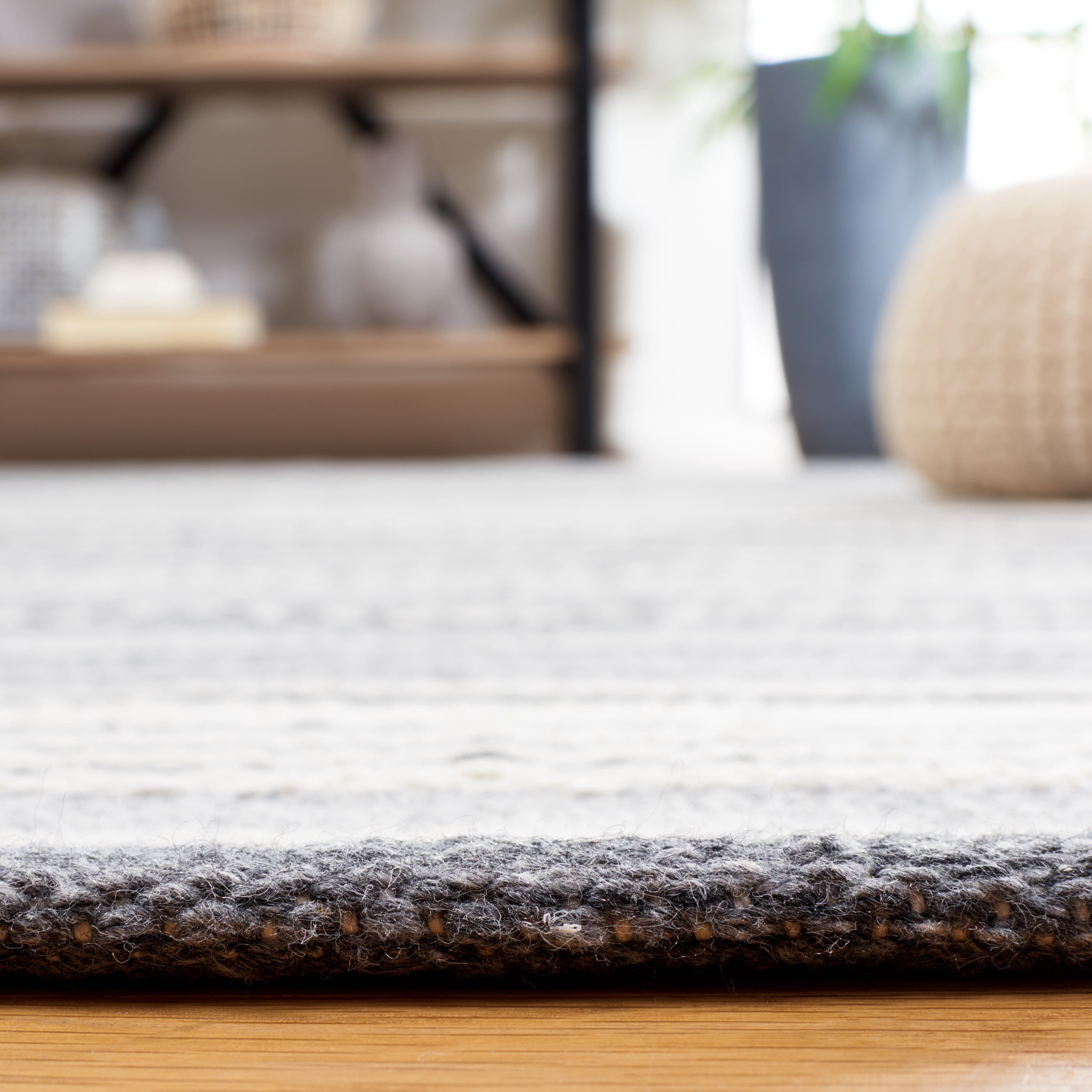 SAFAVIEH Striped Kilim Lagrange Striped Polyester Area Rug, Charcoal/Ivory, 5' x 8'