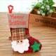 thumbnail image 5 of Wosthever Calcetín de Navidad Escena del hogar Disposición Prop Adorable Año Nuevo Bolsa de regalo Colgante de Navidad Prop Festival Adornos Kits de decoración para fiestas Patrón de anciano Wosthever HA068975-01, 5 of 6