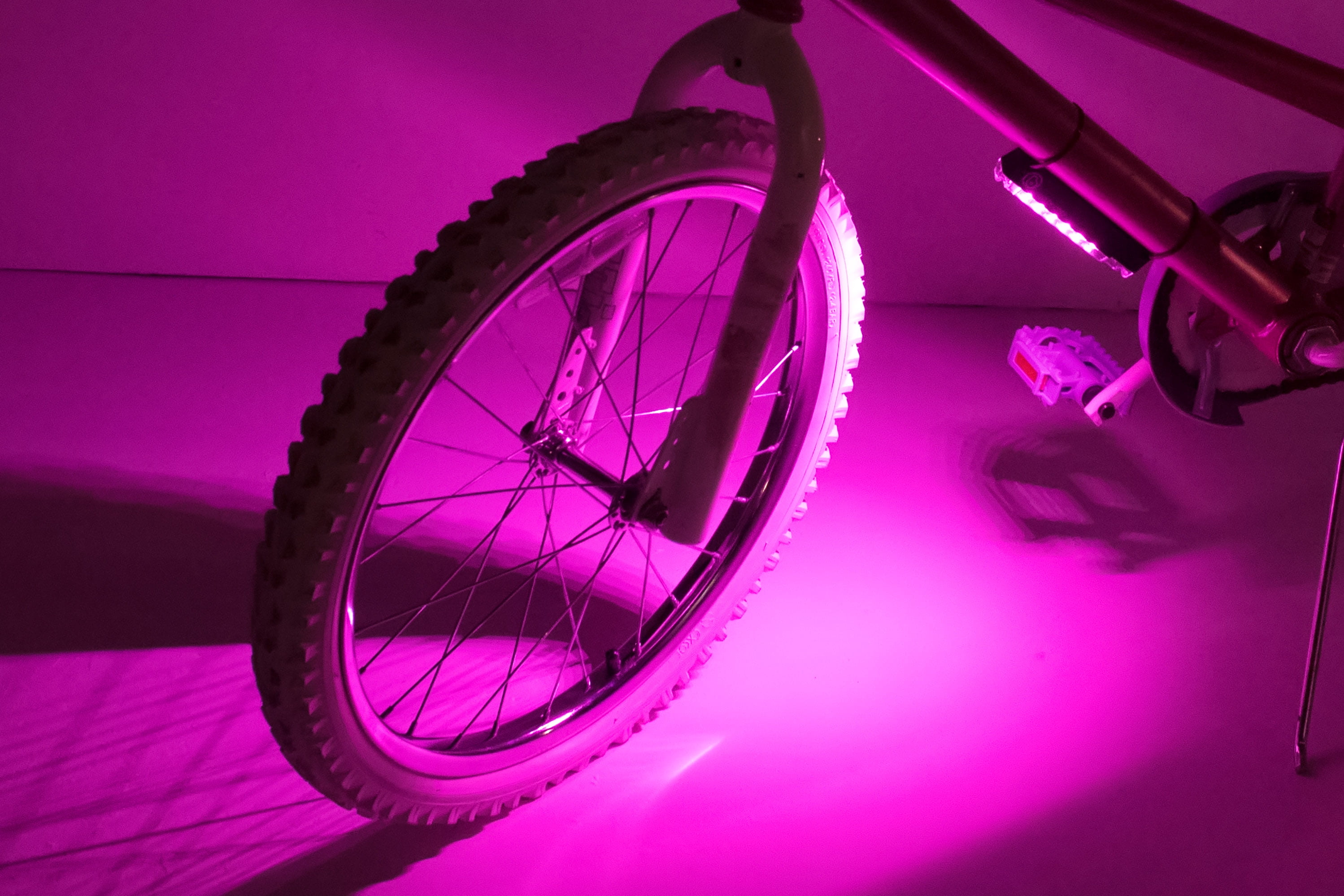 Brightz GoBrightz LED Bicycle Frame Accessory Light Green BRAND NEW SHIPS FREE