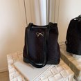 thumbnail image 4 of Bolso Tipo Cubo Con Lunares Hombro Lazo Hobo Elegante Correa Ajustable para Mujer, 4 of 9