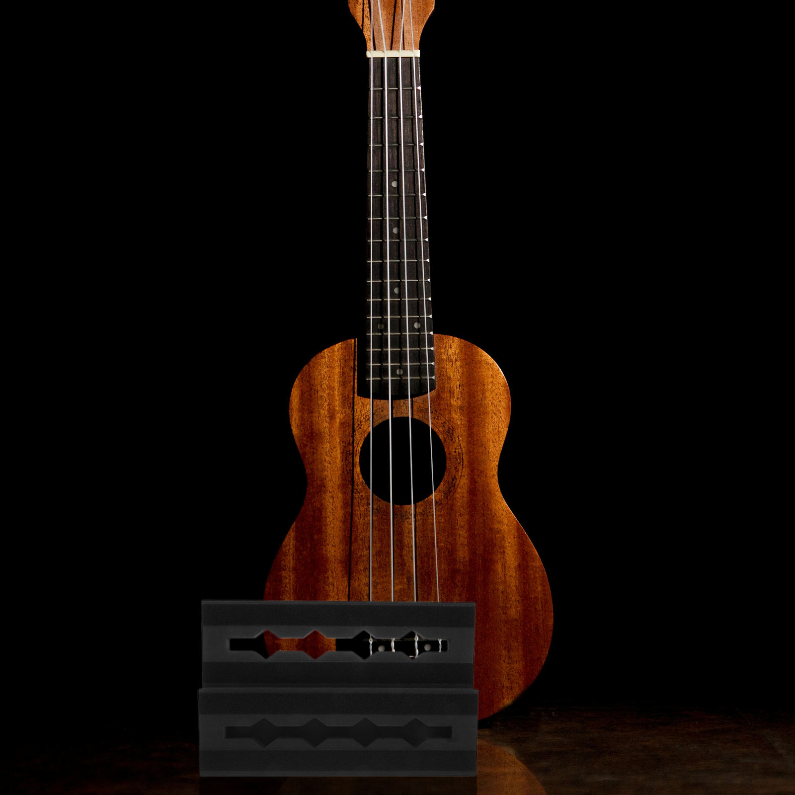 FOMIYES Lightweight Eva Material Guitar Effect Board Black with Cable Slots and Shock Absorbing Surface