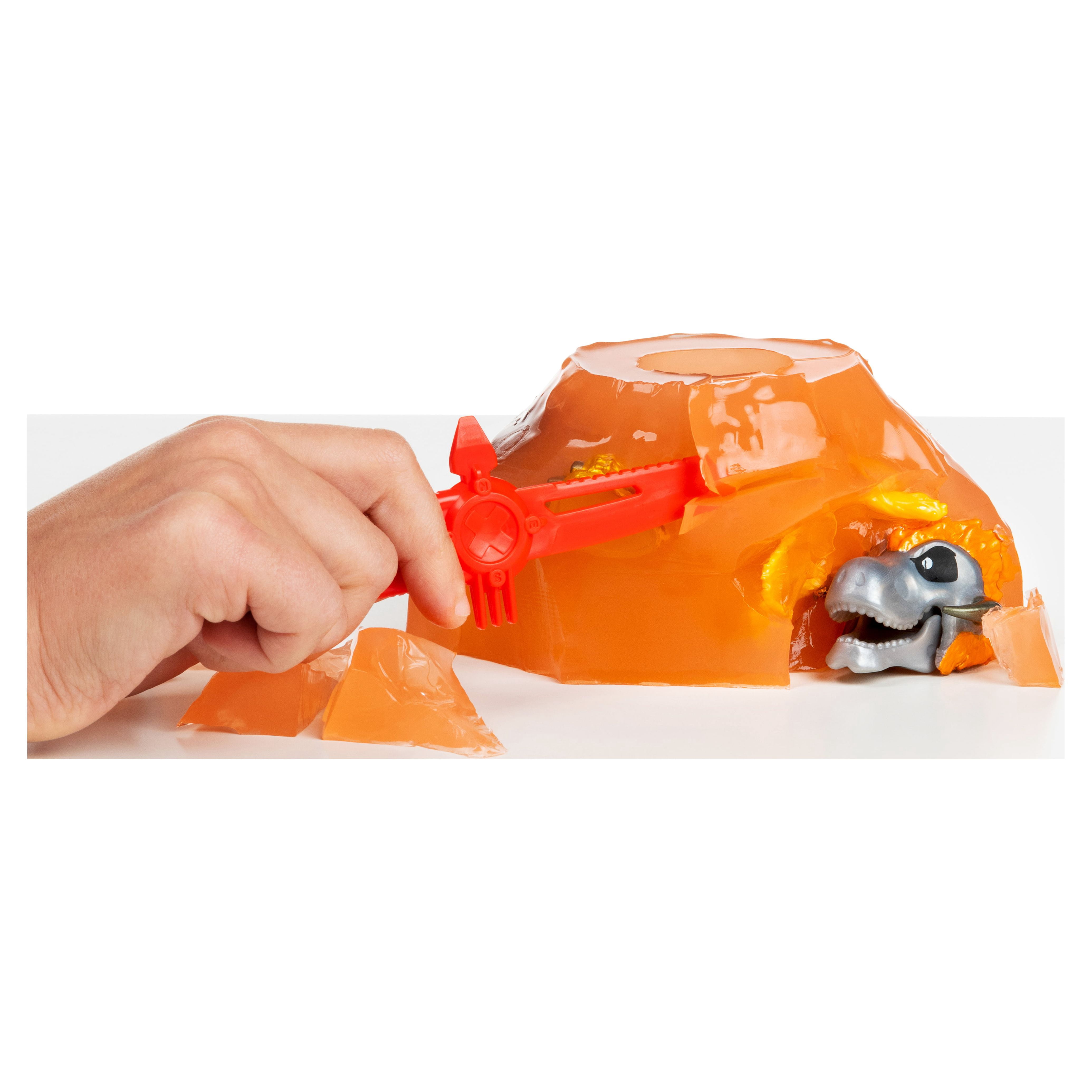 Treasure X Fire Vs Ice Extinct Beasts Action Figure (2
