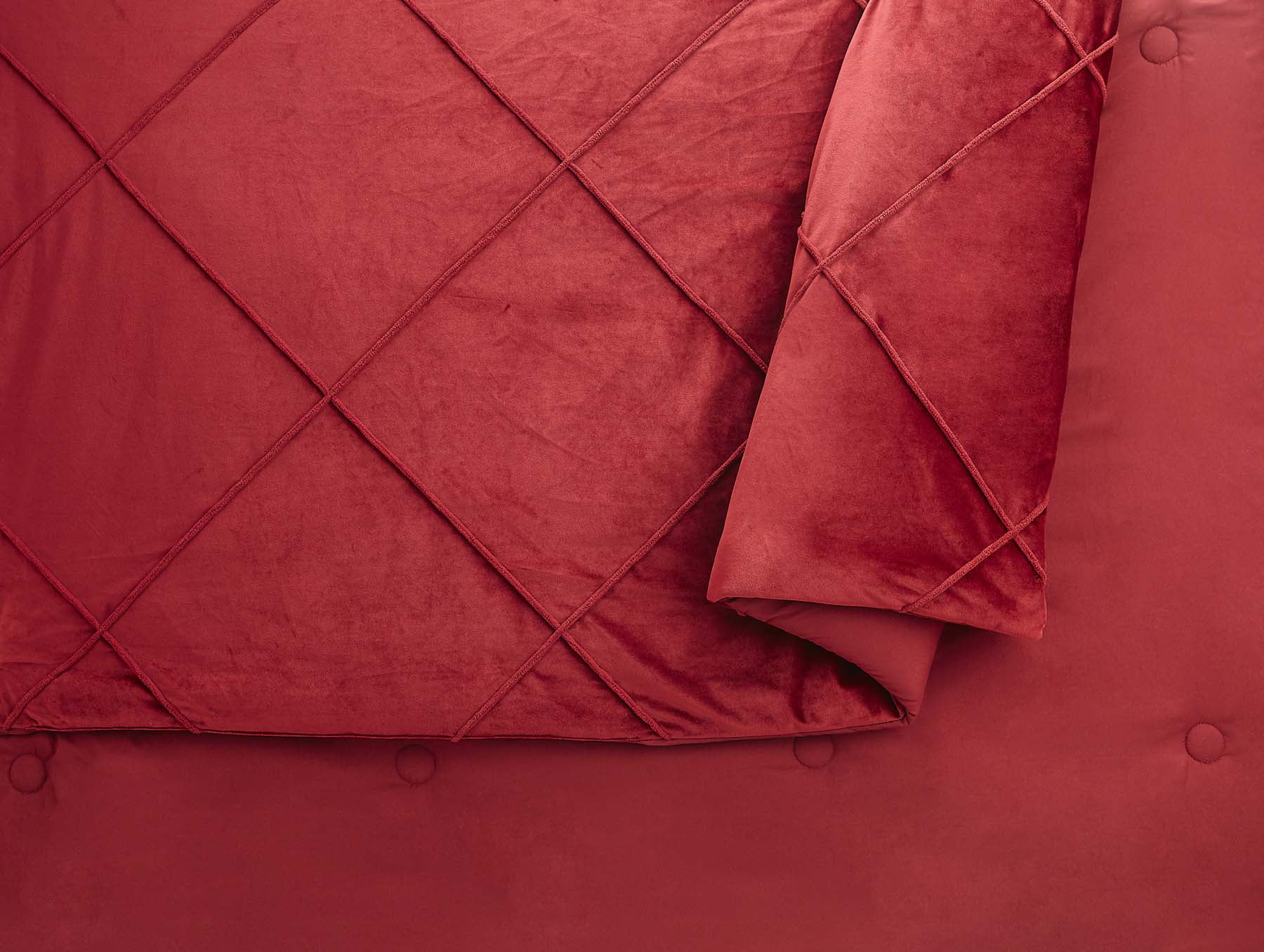 Better Homes & Gardens Embroidered Velvet 3pc Set Full/Queen Red