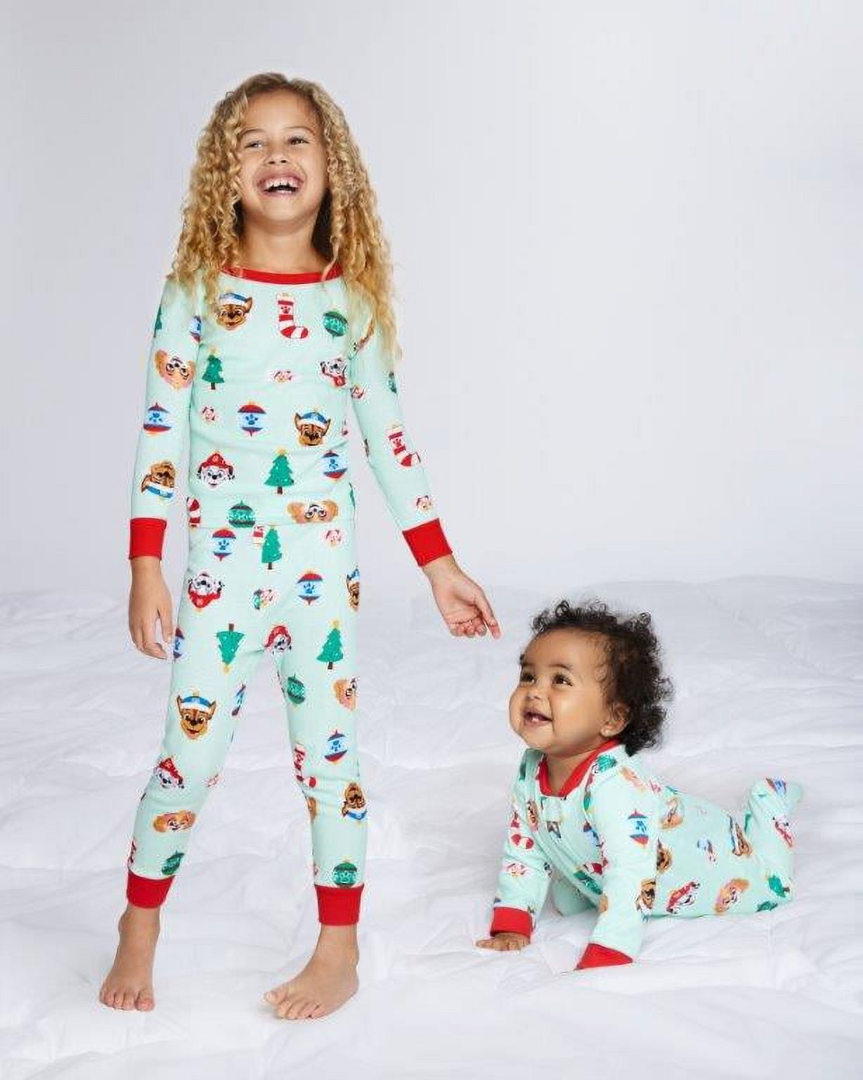 PAW Patrol 2-piece Little Girl Skye Christmas Cotton Hooded and Allover Pants Set