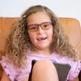 thumbnail image 2 of Gafas Spectra479 para Niños con Filtro de Luz Azul - Gafas para Computadora para Niños y Niñas, Diseño Duradero y Ligero que Reduce la Fatiga Visual y Dolores de Cabeza (Uso Diurno), 2 of 7