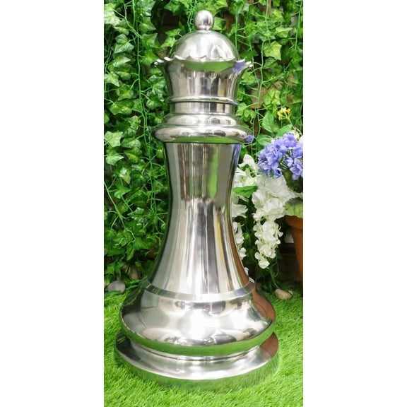 Modern Deluxe Oversized 23"H Oxford Heirloom Queen Chess Aluminum Sculpture