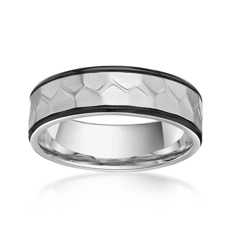 Hammered deals steel ring