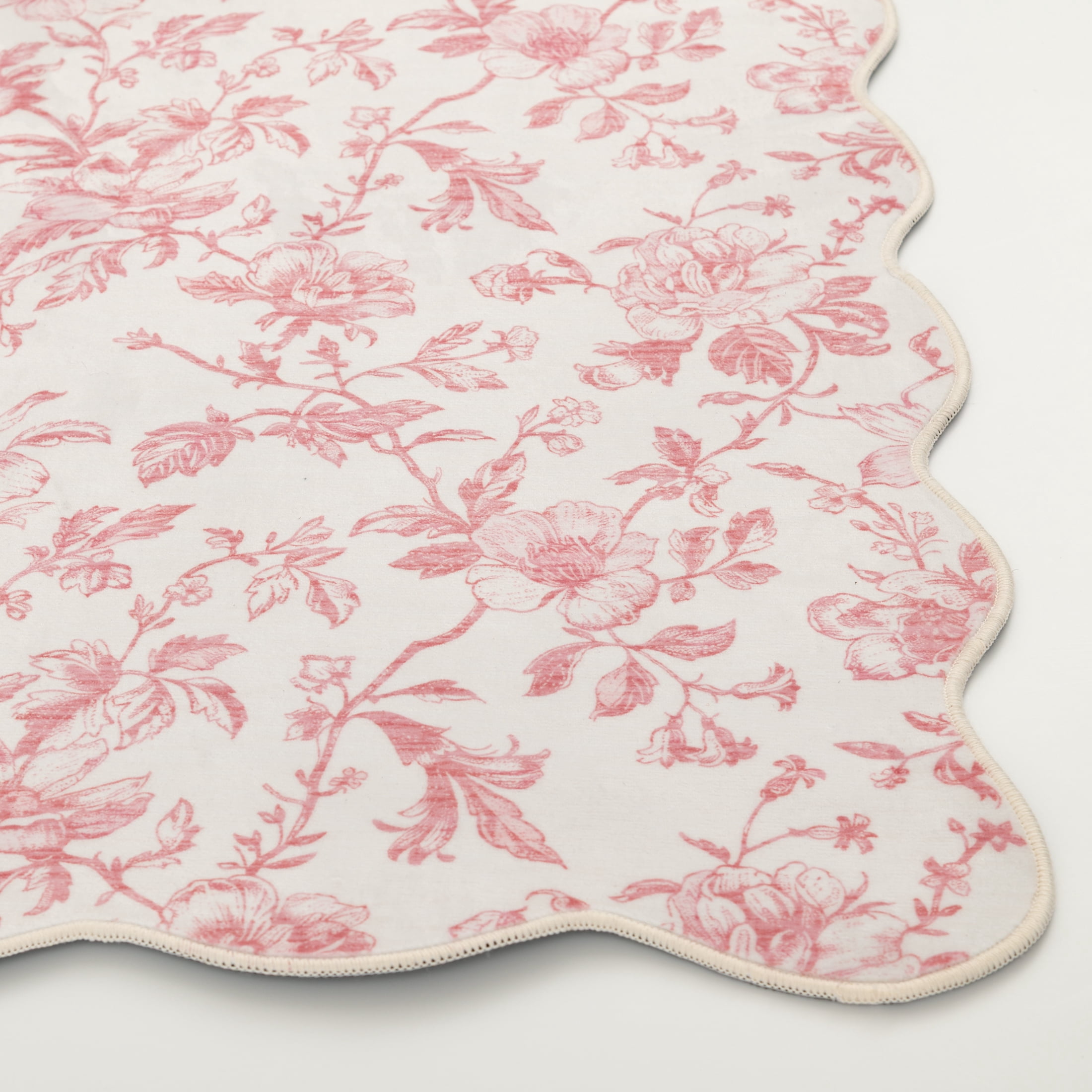 Mainstays Pink Floral Faux Fur Scalloped Indoor Area Rug, 4 ft x 5 ft 6 in