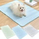 thumbnail image 1 of Almohadilla refrescante para perros, tapete disipador de calor, superficie transpirable, diseño portátil, uso en coche y hogar, almohadilla para dormir para mascotas, almohadilla cómoda para viajes, 1 of 9