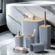 thumbnail image 5 of Set de accesorios de baño de 6 piezas | El juego de baño de plástico moderno incluye dispensador de jabón, soporte para cepillos de dientes, vaso, cubo de basura, cepillo de inodoro – blanco, gris, 5 of 6