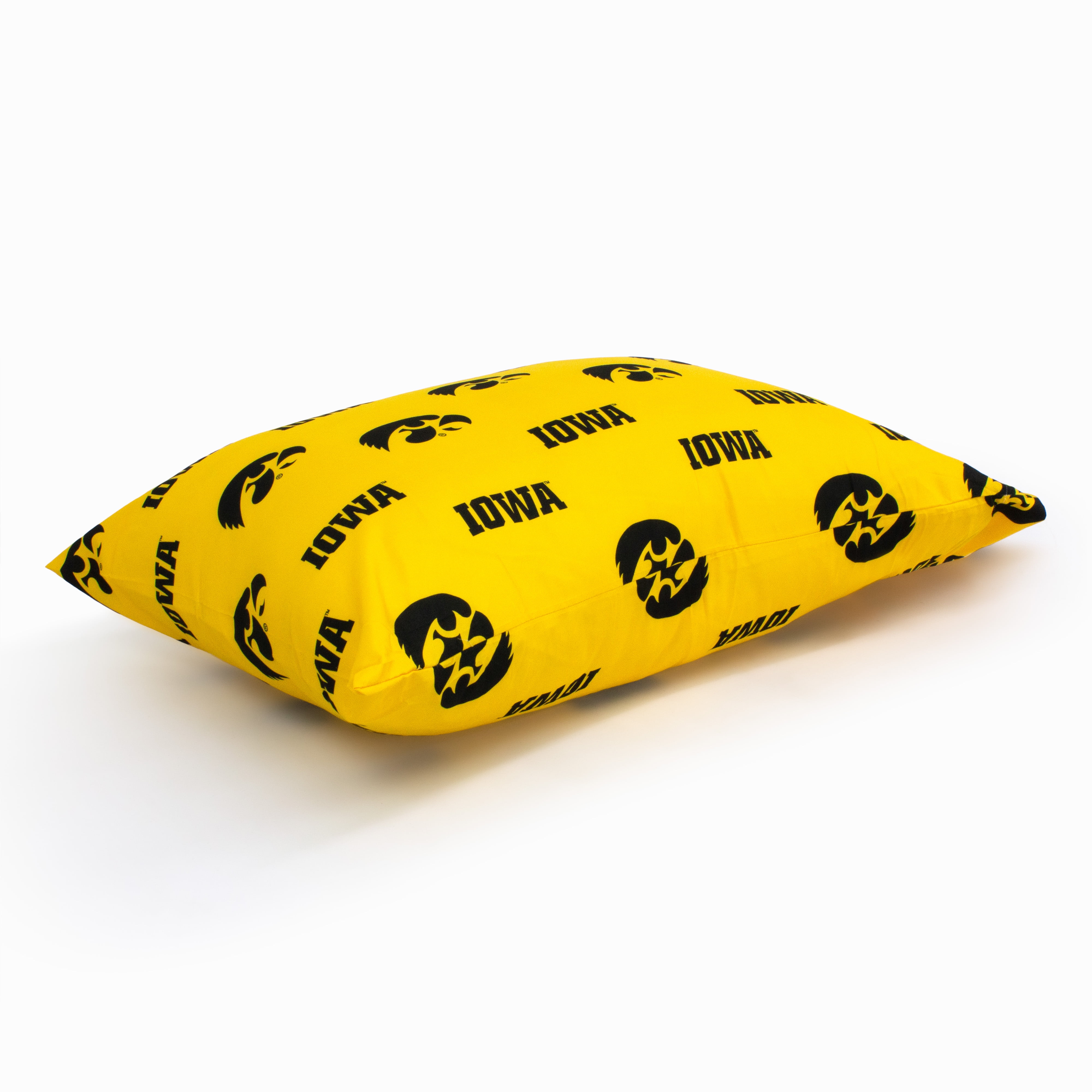 Iowa Hawkeyes Pillowcase Pair, Standard, 20" x 30" (2 Standard Pillowcases)
