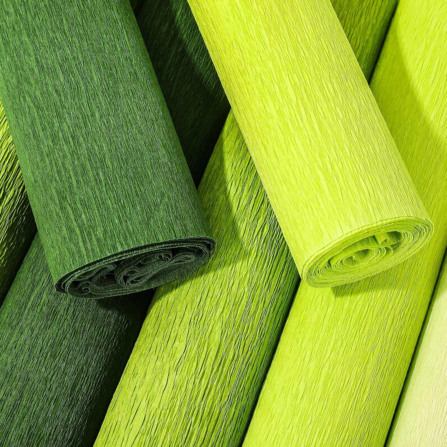 8 Rolls Crepe Paper Streamers 25 x 250cm 4 Colors Party Streamers Green Theme Crepe Paper Roll Decorative Craft Streamer for Gift Wrapping Paper Crafts Room Wall Decoration
