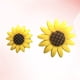 thumbnail image 4 of GOOHOCHY 2PCS Clip de perfume de coche con forma de girasol Difusor de aromaterapia de goma creativa Adorno de adorno interior automático para decoración (1PC grande, 1PC pequeño), 4 of 8