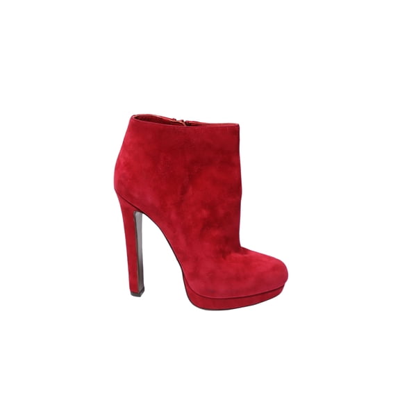 Pre-Owned Alexander McQueen Ankle Boots in Red Suede