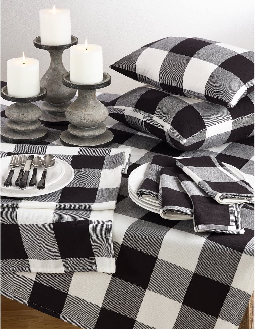 Buffalo Check Plaid Design Cotton Throw Pillow with Insert (20" Square Pillow, Black)