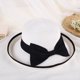 thumbnail image 3 of Sombrero tipo pescador con ala ancha ondulada de encaje y protección solar, decorado con un lazo de cinta., 3 of 8