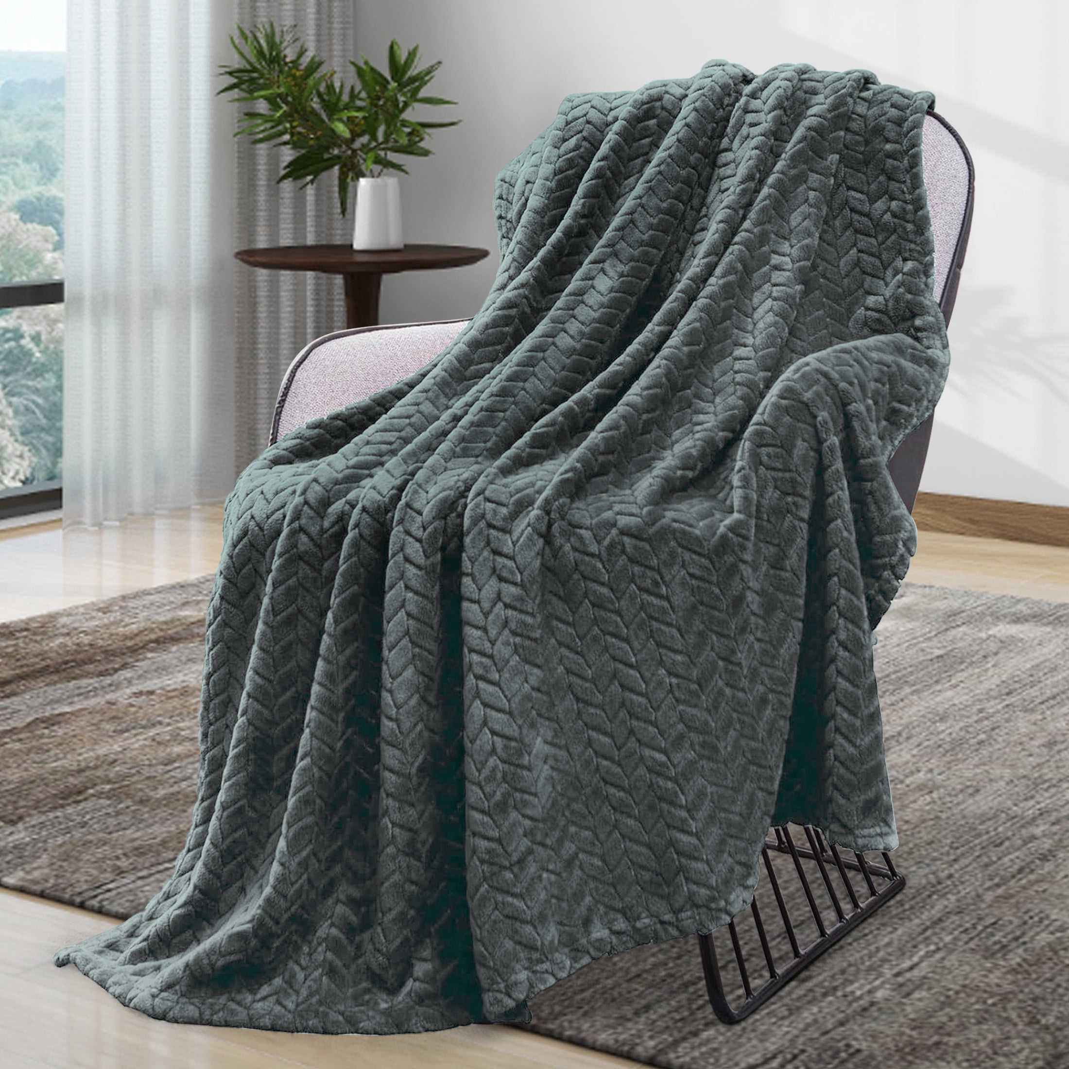 Fleece Throw Blanket, Cozy Plush Fleece Blanket Queen Size, Flannel Blankets Throw(90''x90'',Grey)