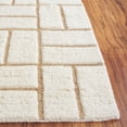 thumbnail image 3 of SAFAVIEH Casablanca Jamaar Geometric Area Rug, Natural/Ivory, 4' x 6', 3 of 7