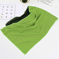 thumbnail image 4 of Serviette de Sport Rouge Sensation Froide, Séchage Rapide, Rafraîchissement Extérieur, Serviette Froide, Entraînement Physique et Course Serviette de Glace, 4 of 7
