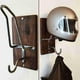 thumbnail image 1 of Soporte para casco de motocicleta con borde, gancho de madera para casco, organizador de gorra de motocicleta, gancho para chaqueta, 1 of 5