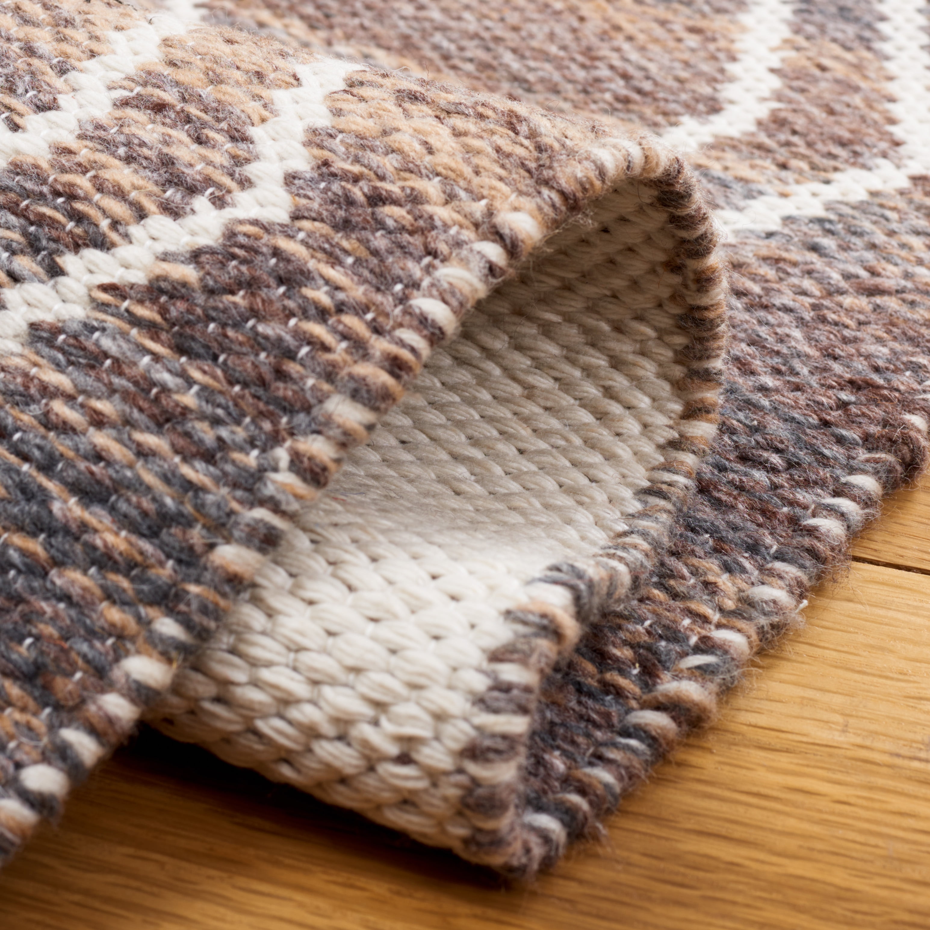 SAFAVIEH Kilim Vincent Diamond Polyester Area Rug, Brown/Grey, 5' x 8'