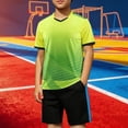 thumbnail image 2 of Odeerbi Niños Niñas Rápido Seco Juego de Entrenamiento de Fútbol Gradiente Geométrico Cuello En V Camiseta Shorts Conjunto Atlético Para 5-17 Años, 2 of 7