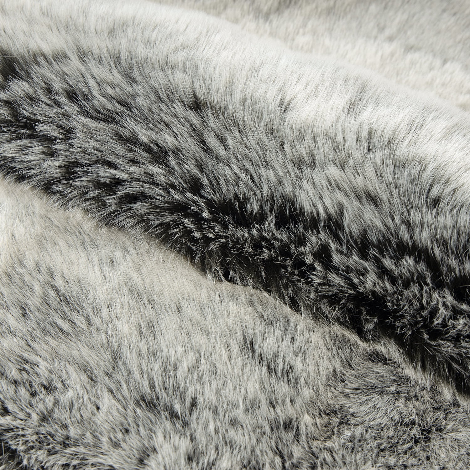 Phantoscope Green/White Faux Fur Area Rug, 3' x 5'