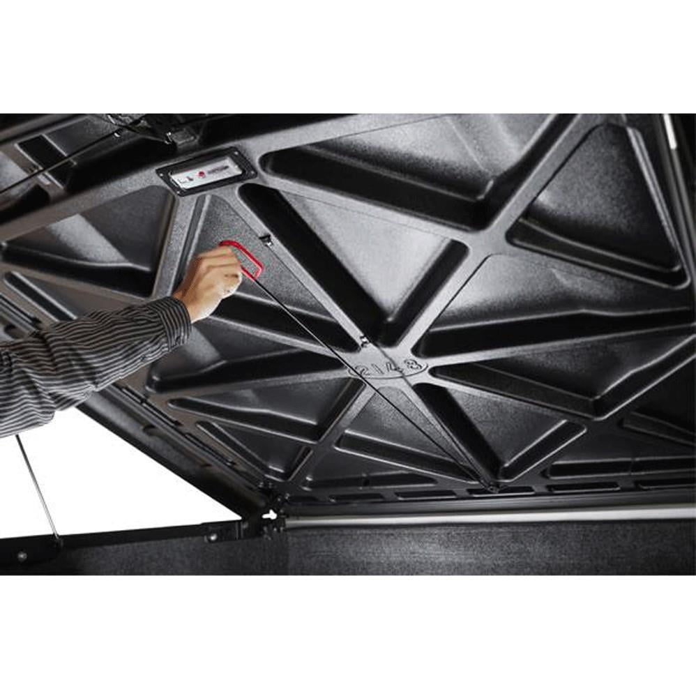 Undercover Tonneau Covers Elite Truck Bed Cover (Textured Black