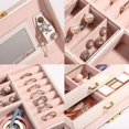 thumbnail image 3 of Joyero de terciopelo para mujer, organizador, caja de almacenamiento de joyería de cuero grande con espejo con cerradura, 3 cajones para reloj, collar, anillos, pendientes, regalo para niñas, 3 of 5