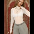 thumbnail image 4 of Blusa de Larga de para Mujer, Blusa de Encaje Transparente con Cuello Alto y Bordado Floral. M, 4 of 8