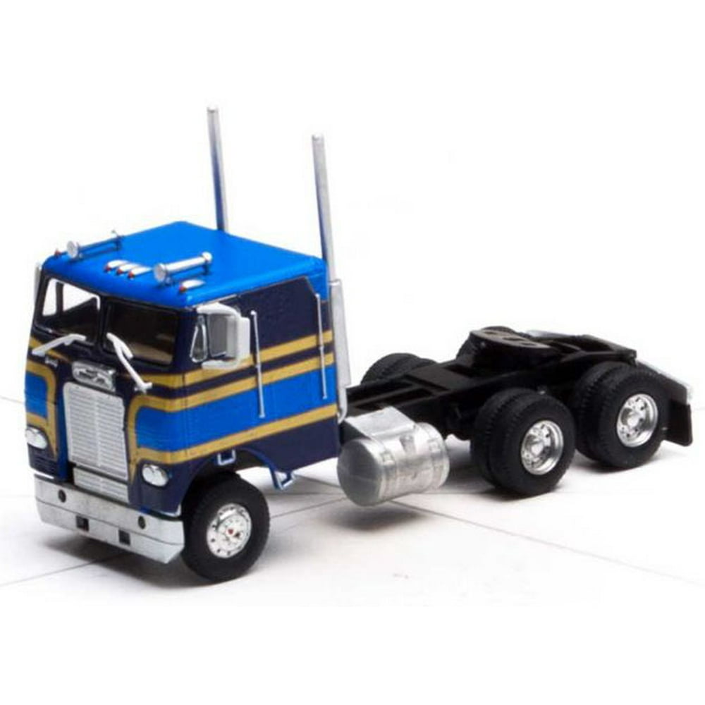 Athearn HO Scale Freightliner 3 Axle Truck Tractor OwnerOperator (Blue