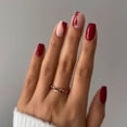 thumbnail image 1 of Uñas postizas francesas cuadradas y cortas, 24 piezas, puntas de uñas postizas con diseño de uñas adhesivas, juego de accesorios de Arte de uñas de cobertura completa, 1 of 4