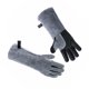 thumbnail image 3 of par de guantes de soldadura Forge, guantes de cuero de vaca resistentes a altas temperaturas para barbacoa, guantes de cocina para hornear en microondas de 14 pulgadas, 3 of 5