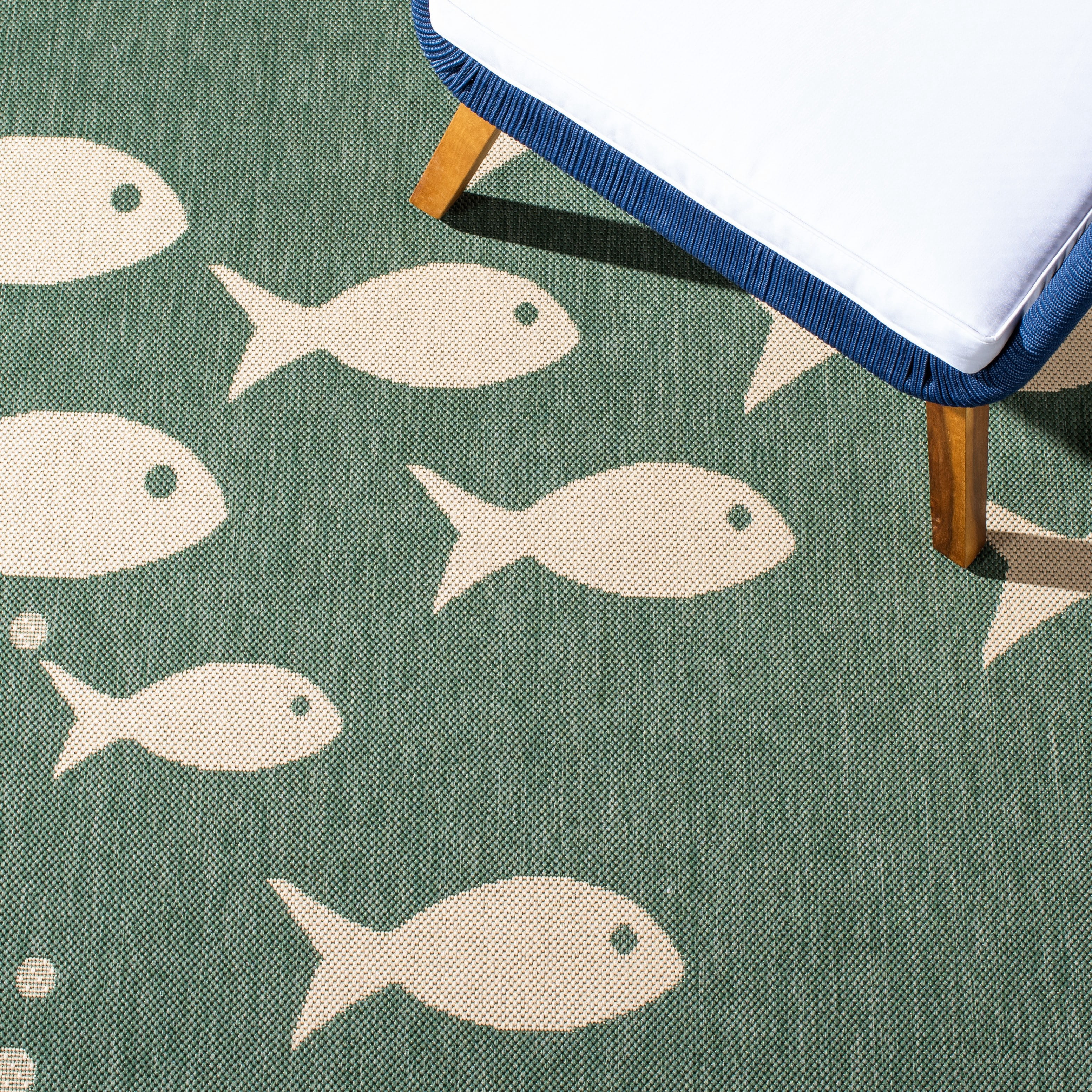 SAFAVIEH Courtyard Trena Fishes Indoor/Outdoor Area Rug, Dark Green/Ivory, 6'7" x 6'7" Square